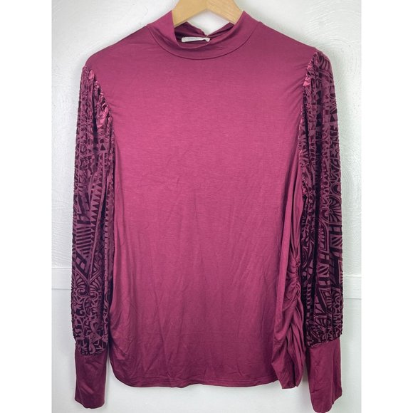 Jolie & Joy Balloon Sleeves Burgundy Top - Picture 2 of 6